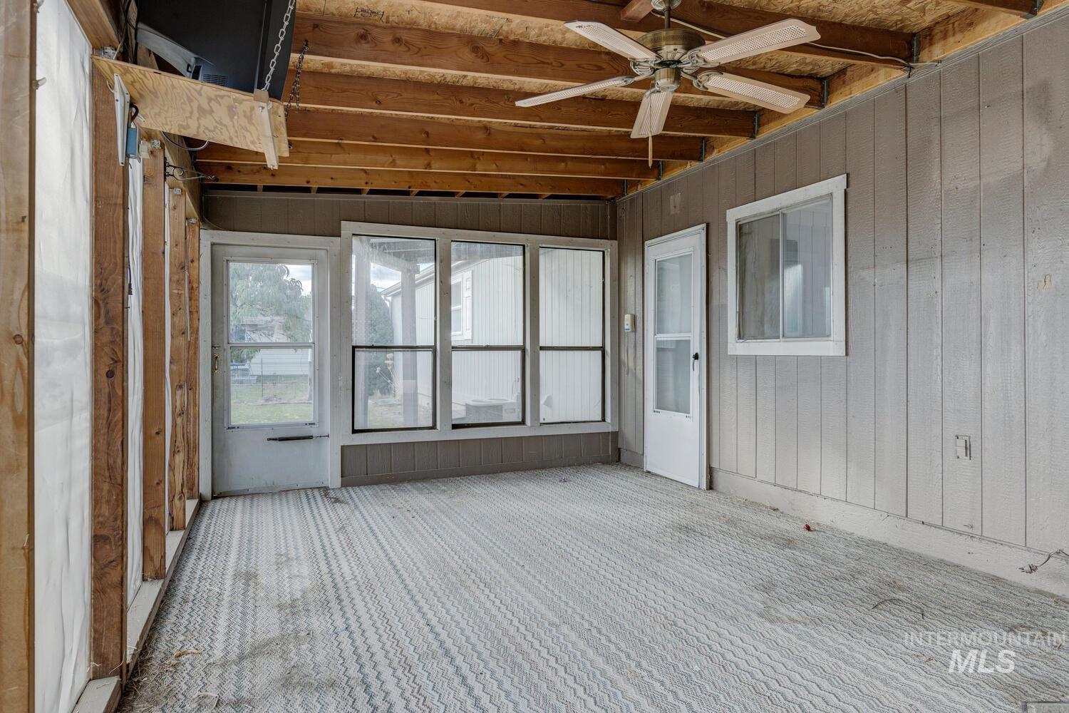 2876 N Mitchell Street