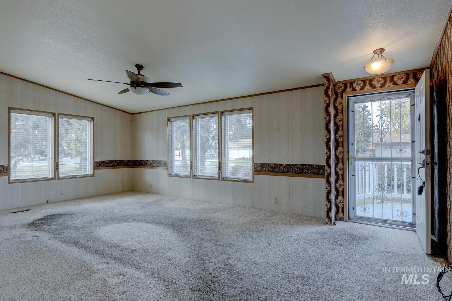 2876 N Mitchell Street