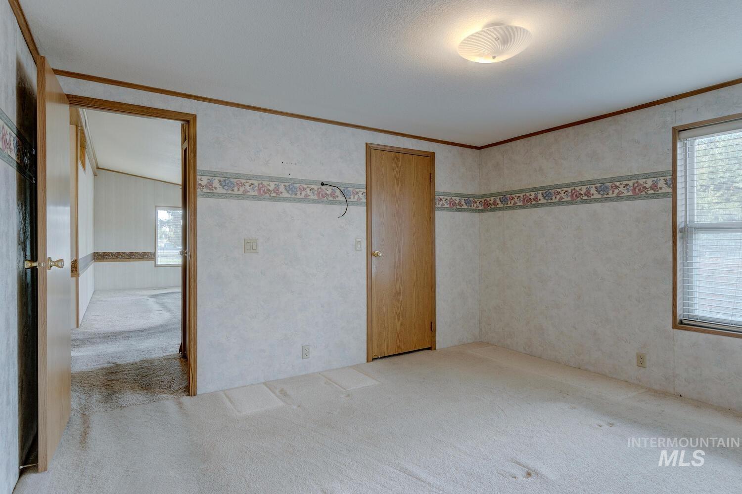 2876 N Mitchell Street