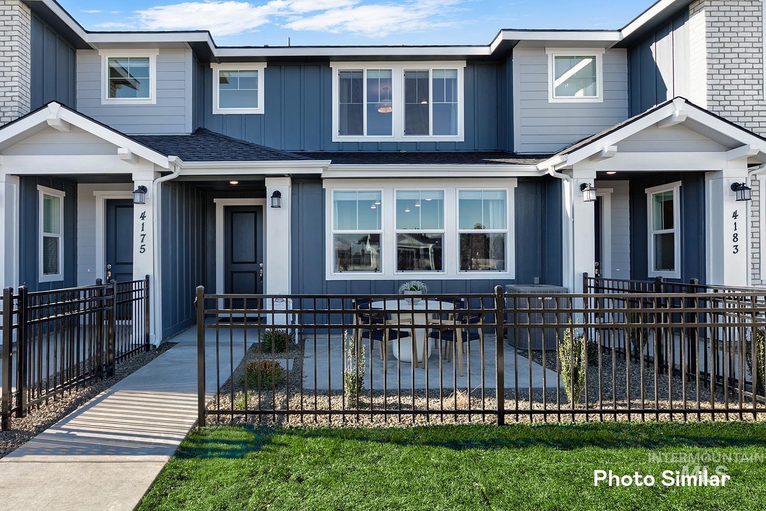 223 N Nursery Ave