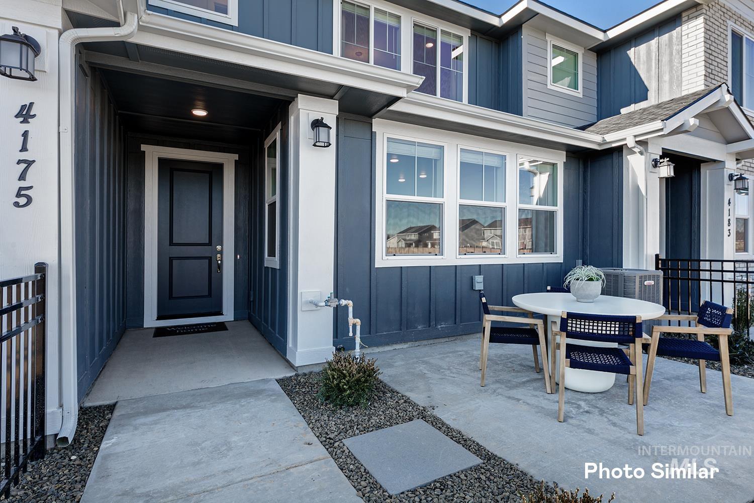 223 N Nursery Ave