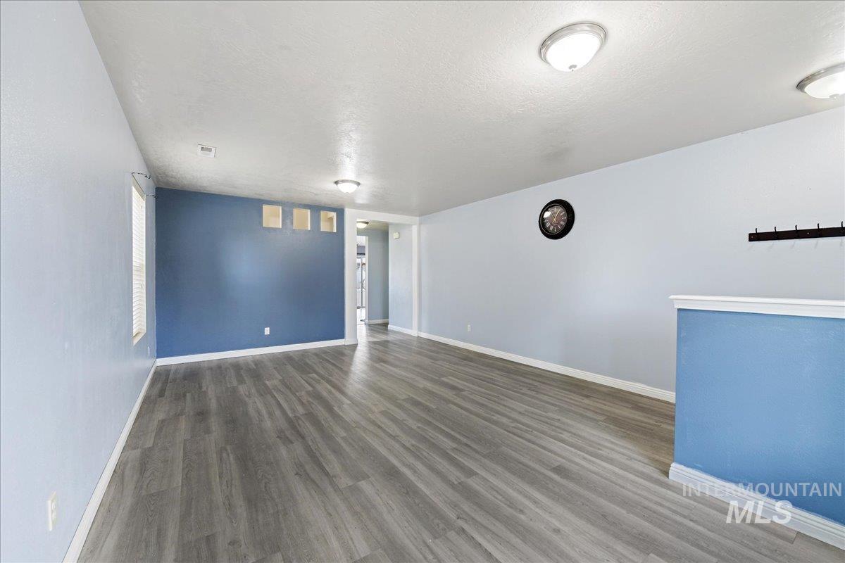 5571 S Pepperridge Way