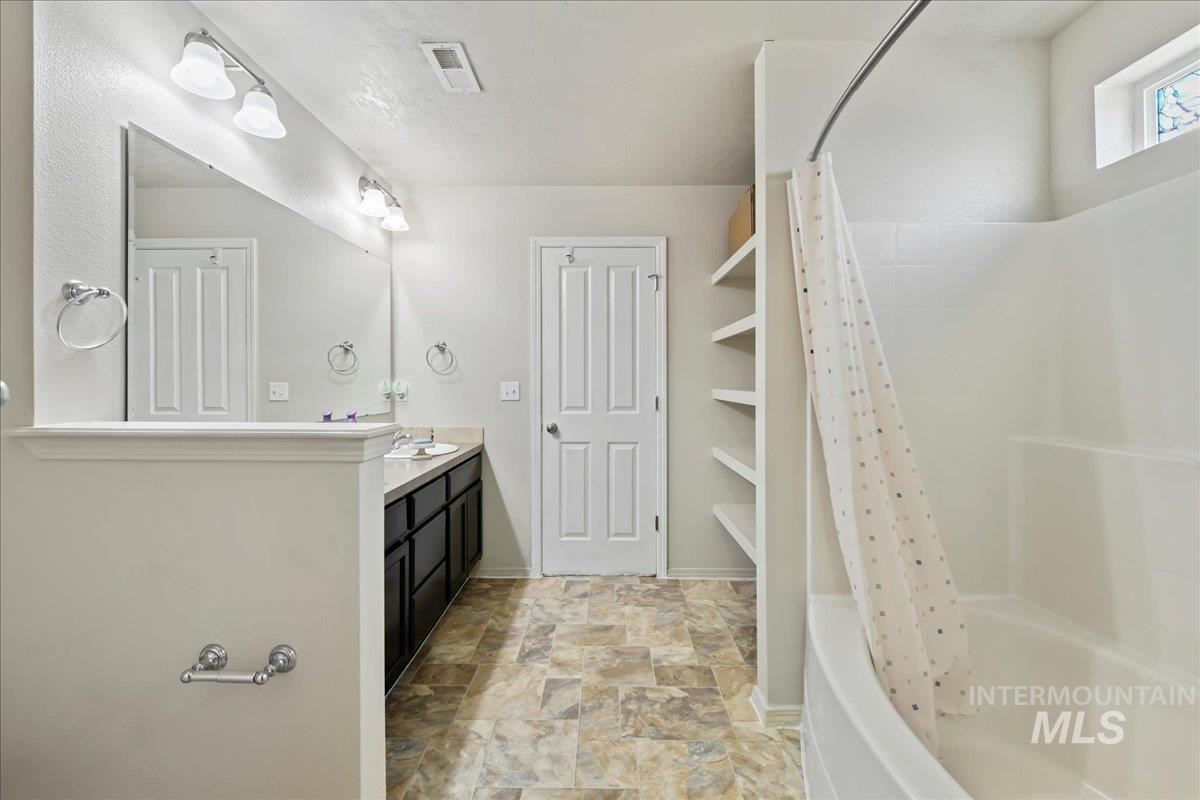 5571 S Pepperridge Way