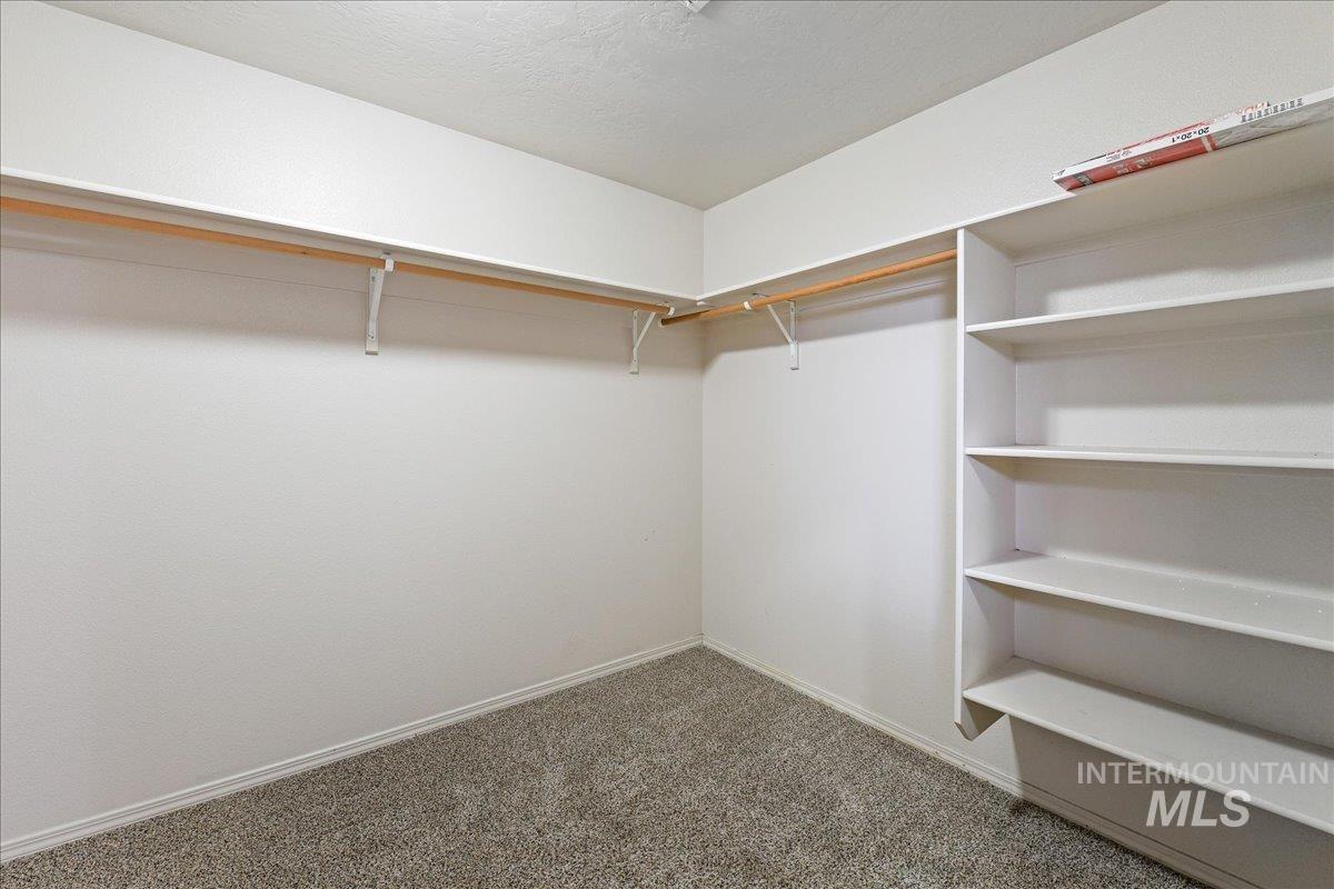 5571 S Pepperridge Way