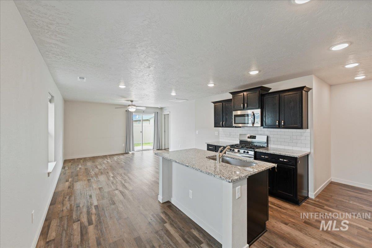 12093 W Greenstone St.