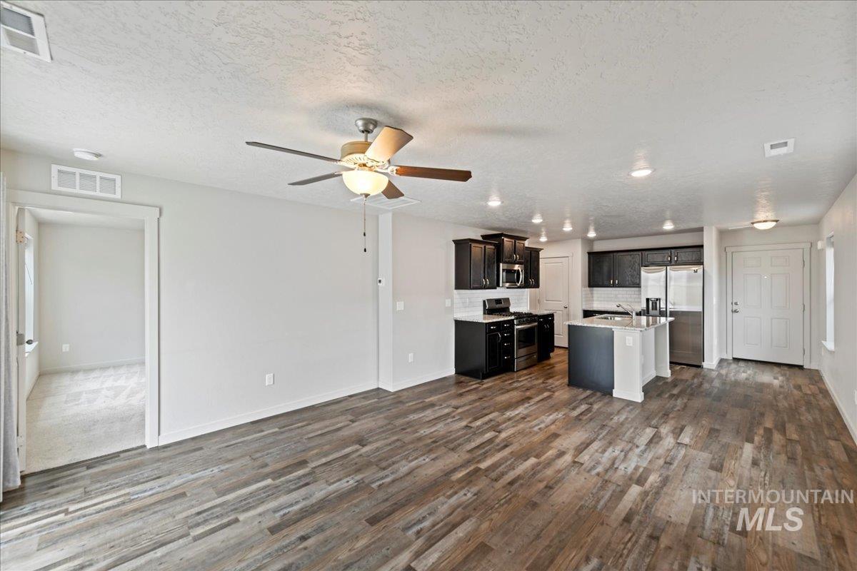 12093 W Greenstone St.