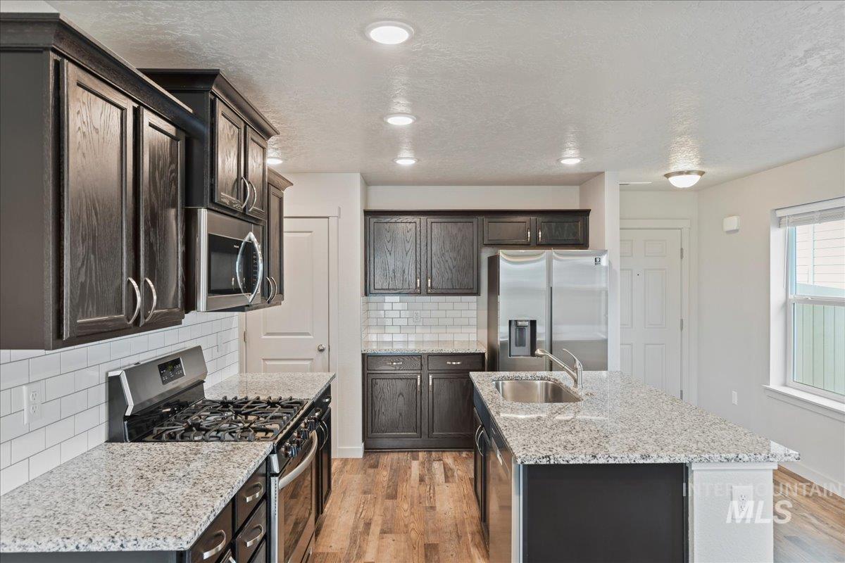 12093 W Greenstone St.