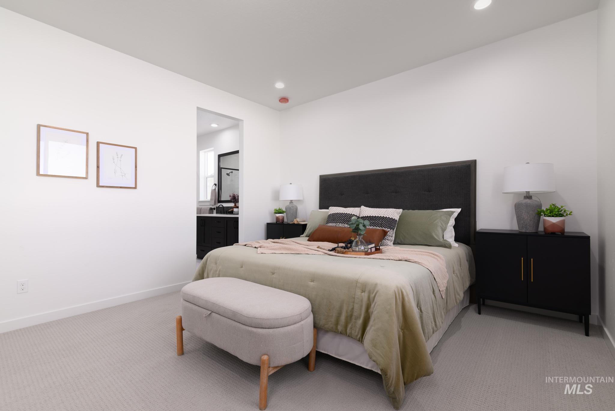 6118 W Pewter Point St