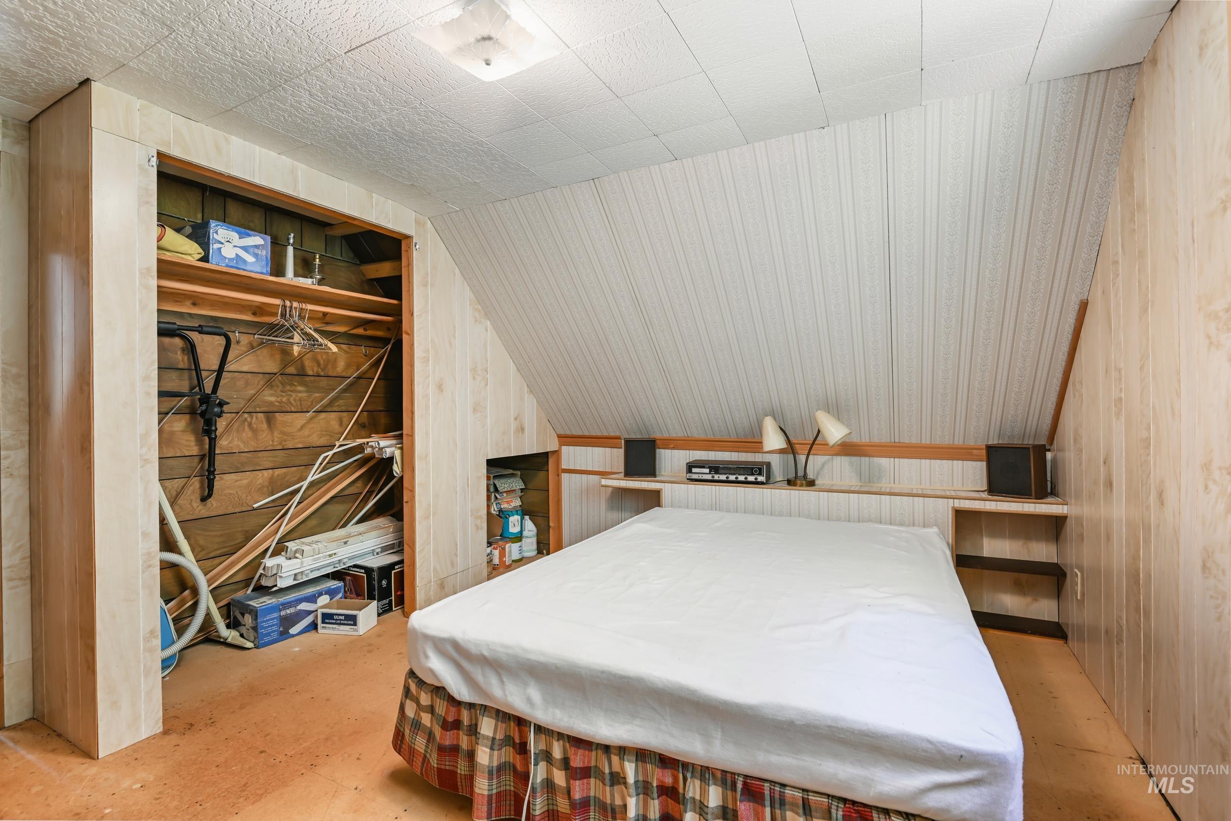 207 Ponderosa Lane
