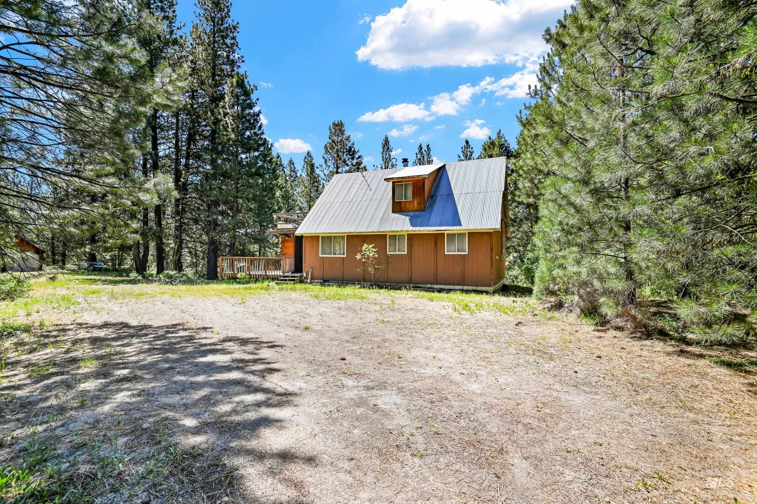 207 Ponderosa Lane