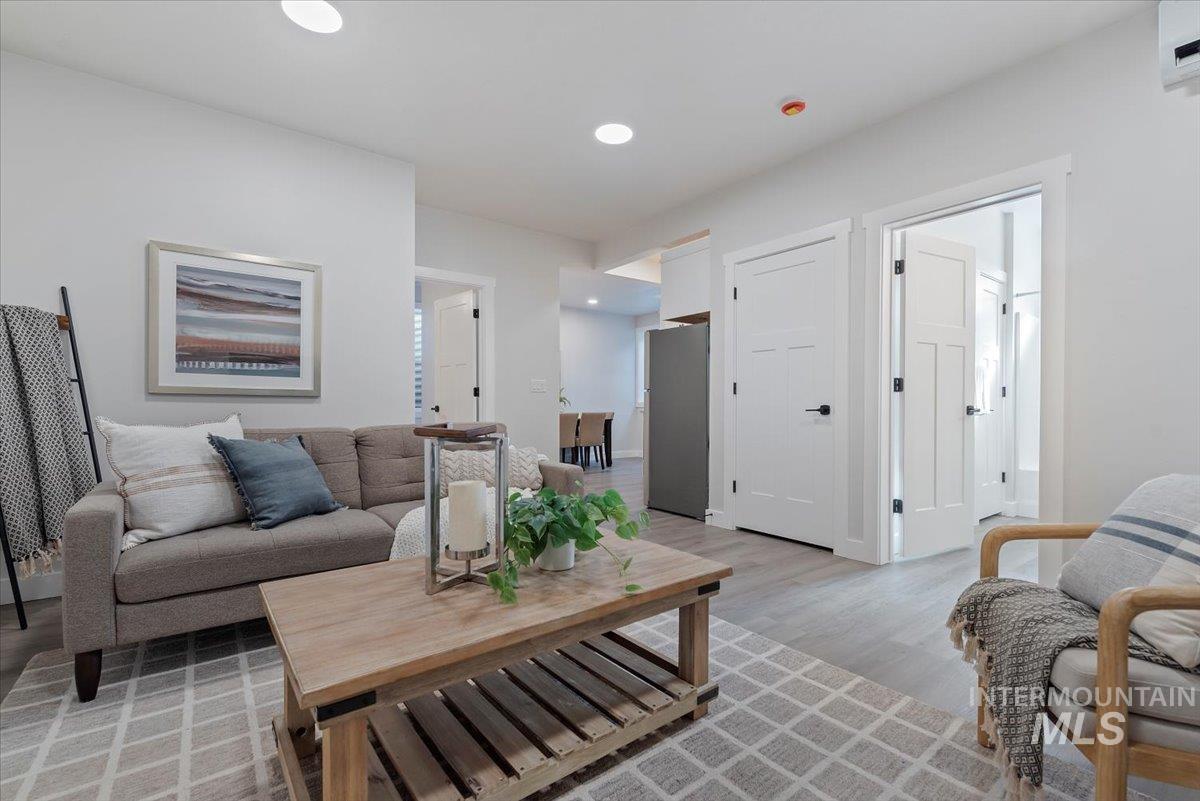 10123 W Mcmillan Rd And 10121 W. Mcmillan Rd (Adu)