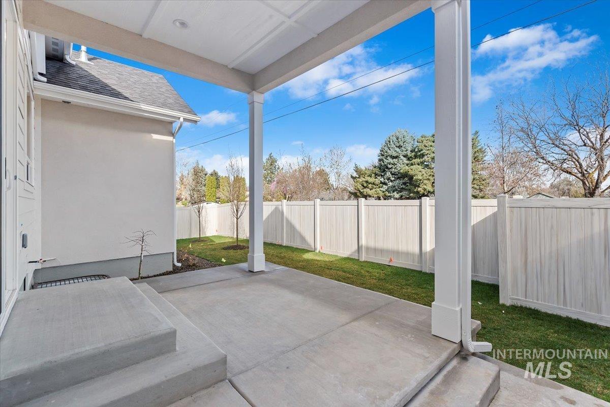 10123 W Mcmillan Rd And 10121 W. Mcmillan Rd (Adu)