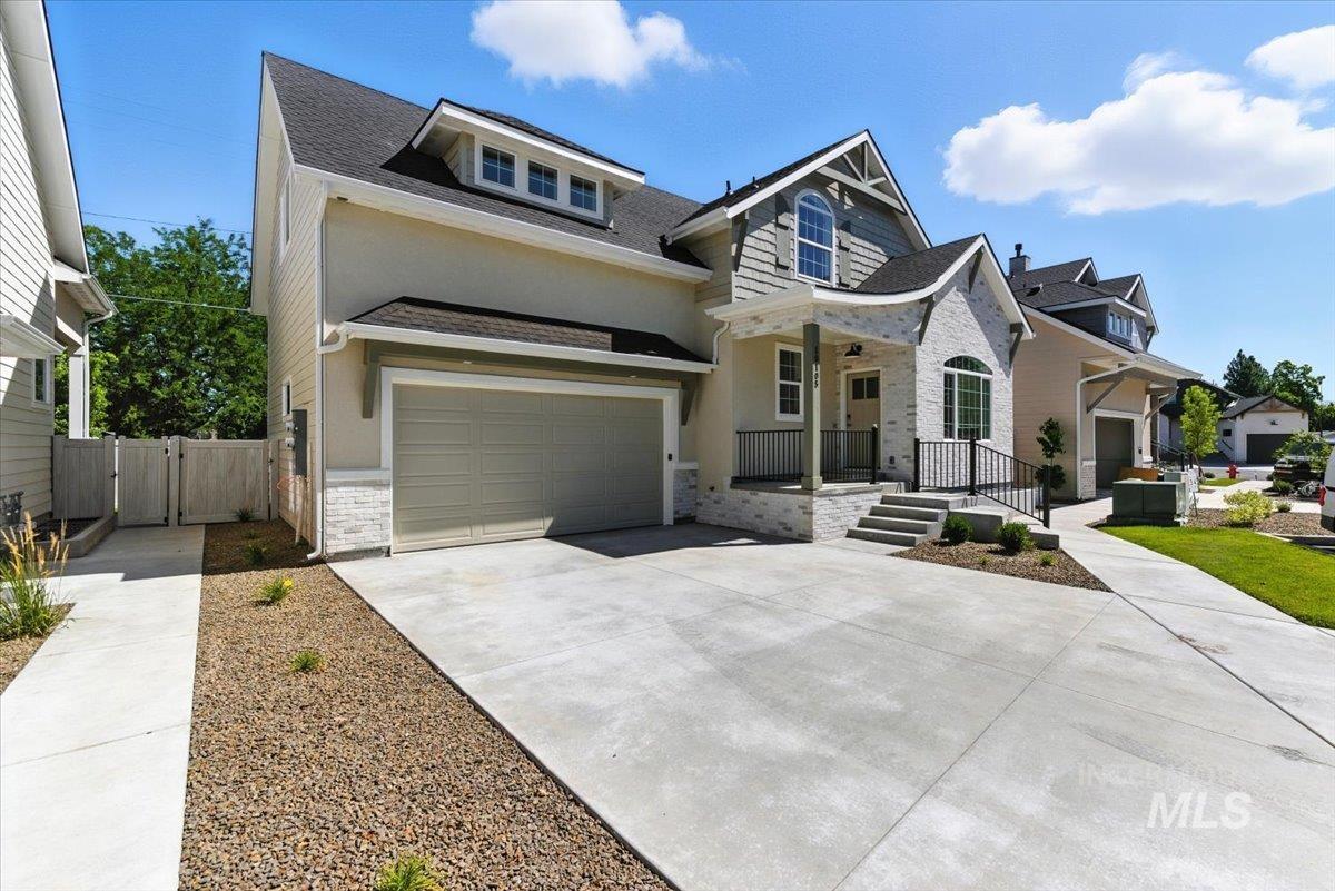 10105 W Mcmillan Rd & 10107 Mcmillan Rd