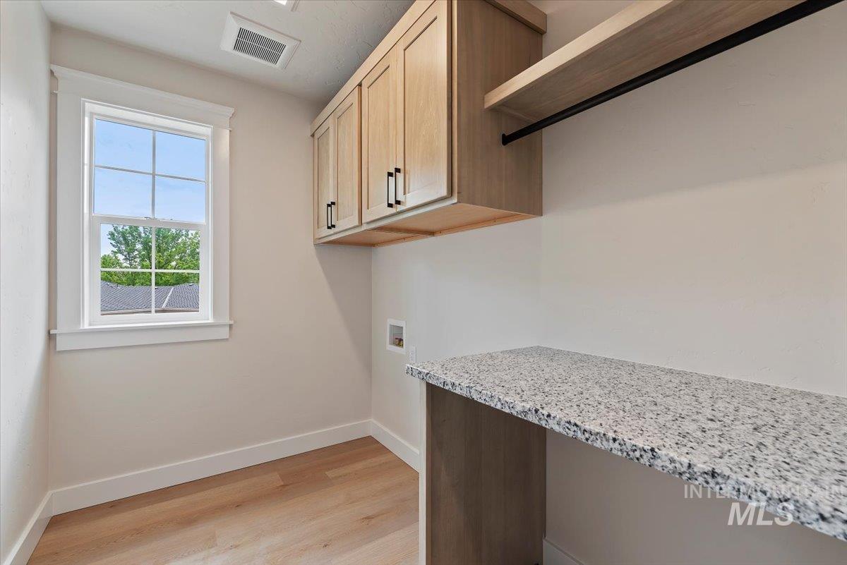10061 W Mcmillan Rd & 10063 W. Mcmillan Rd