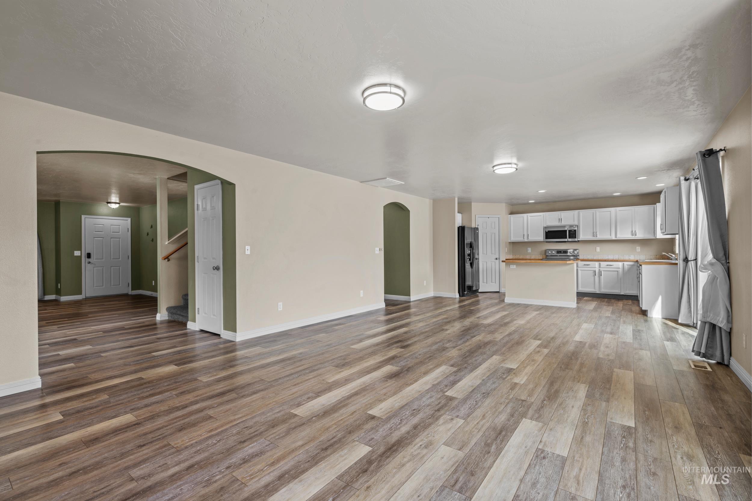 3902 S Leaning Tower Pl