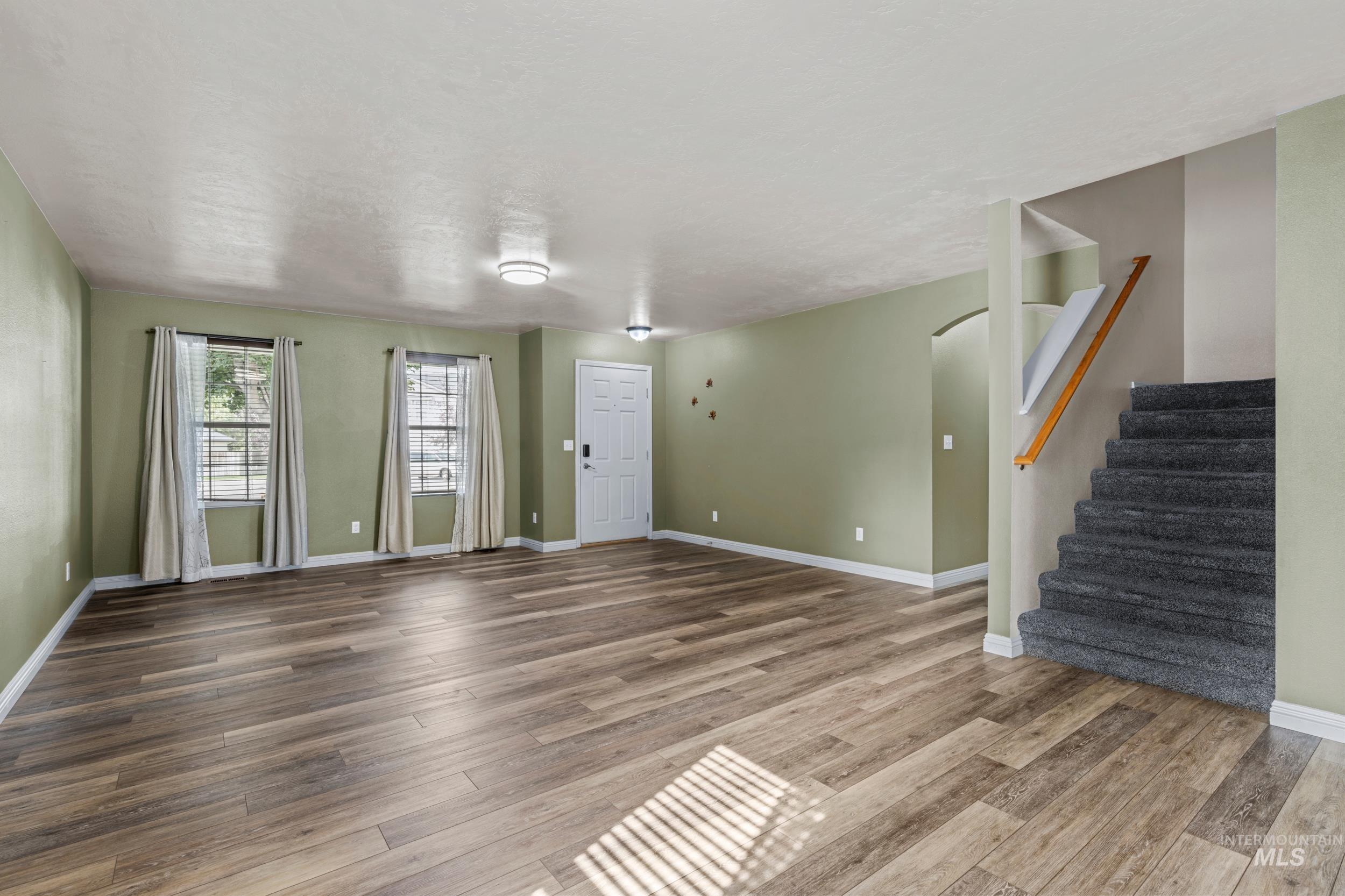 3902 S Leaning Tower Pl