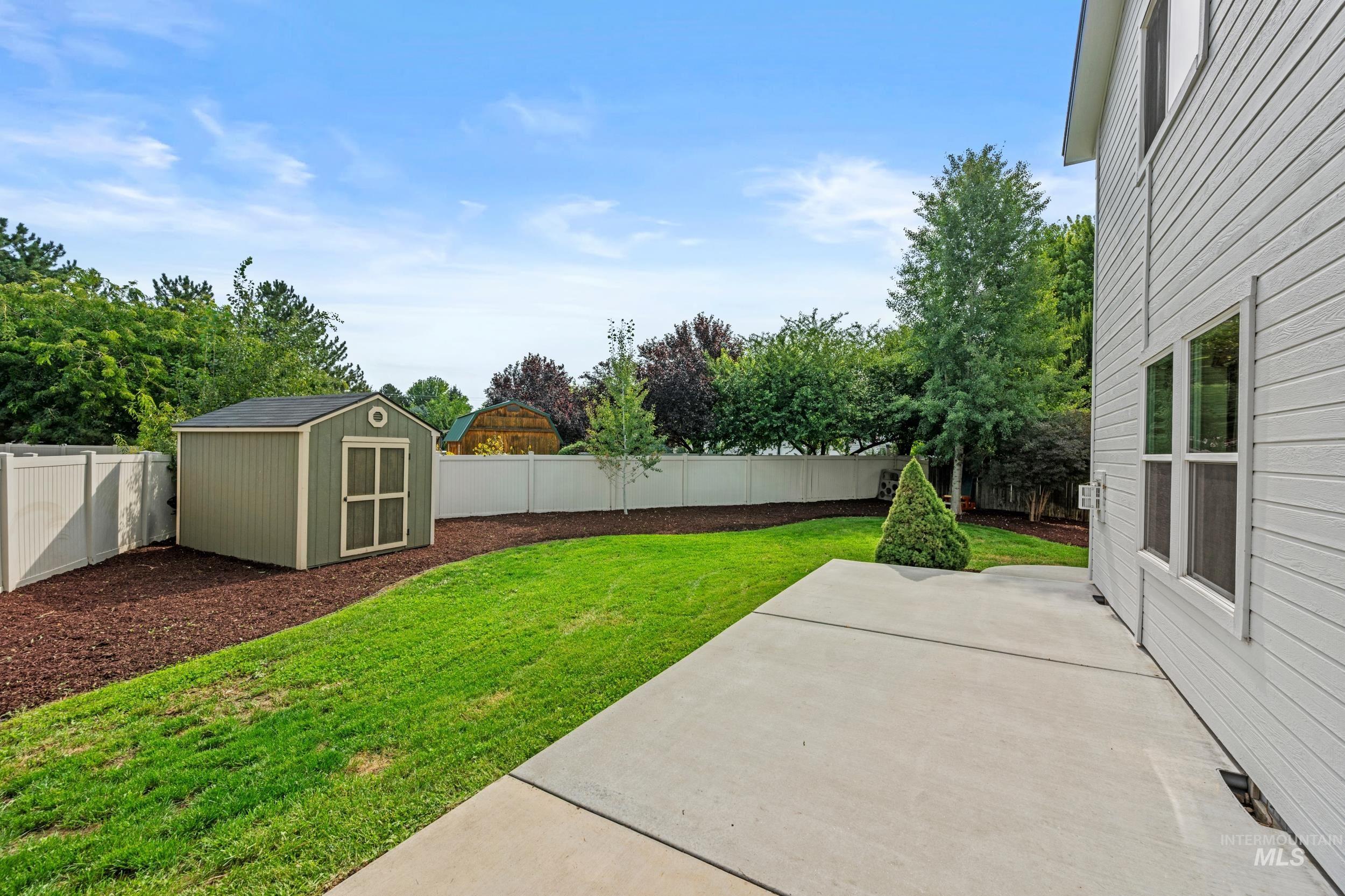 3902 S Leaning Tower Pl