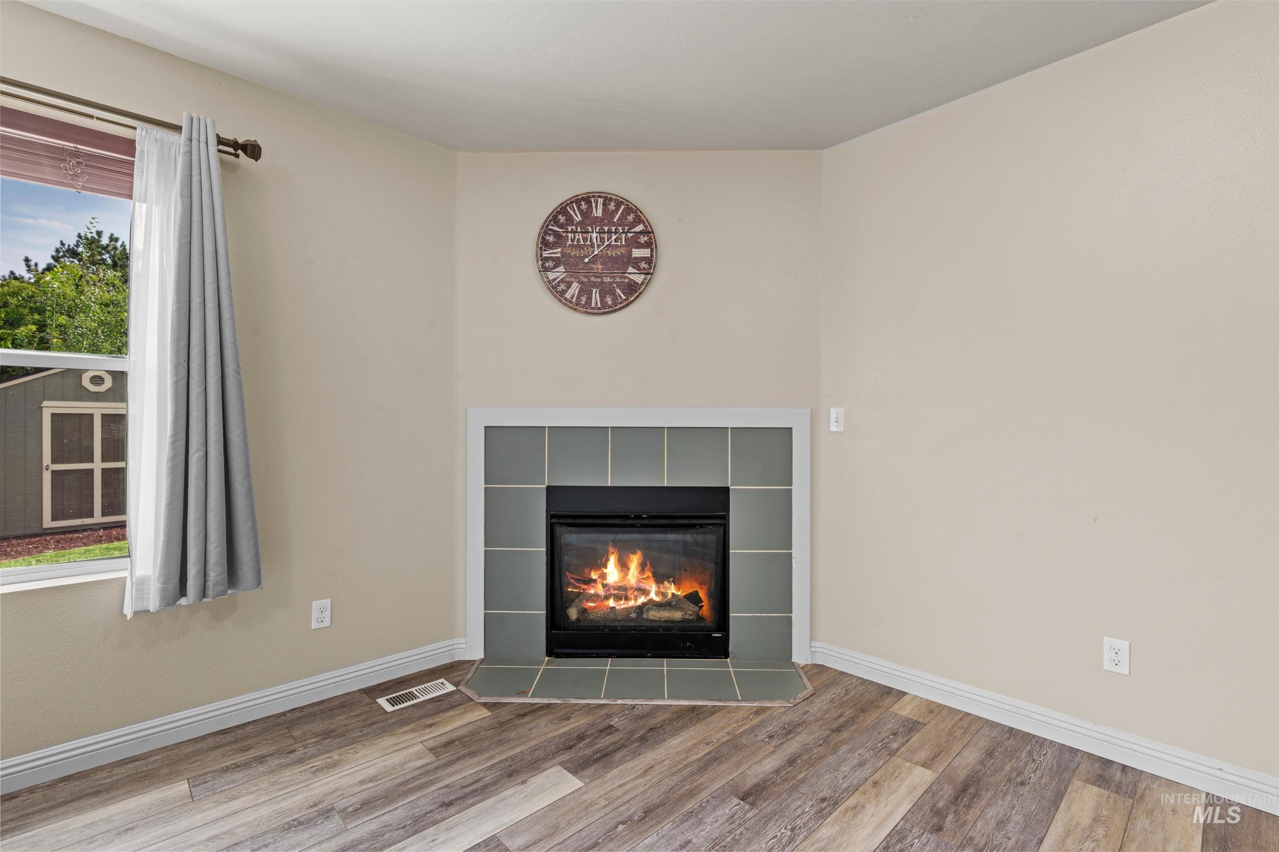 3902 S Leaning Tower Pl