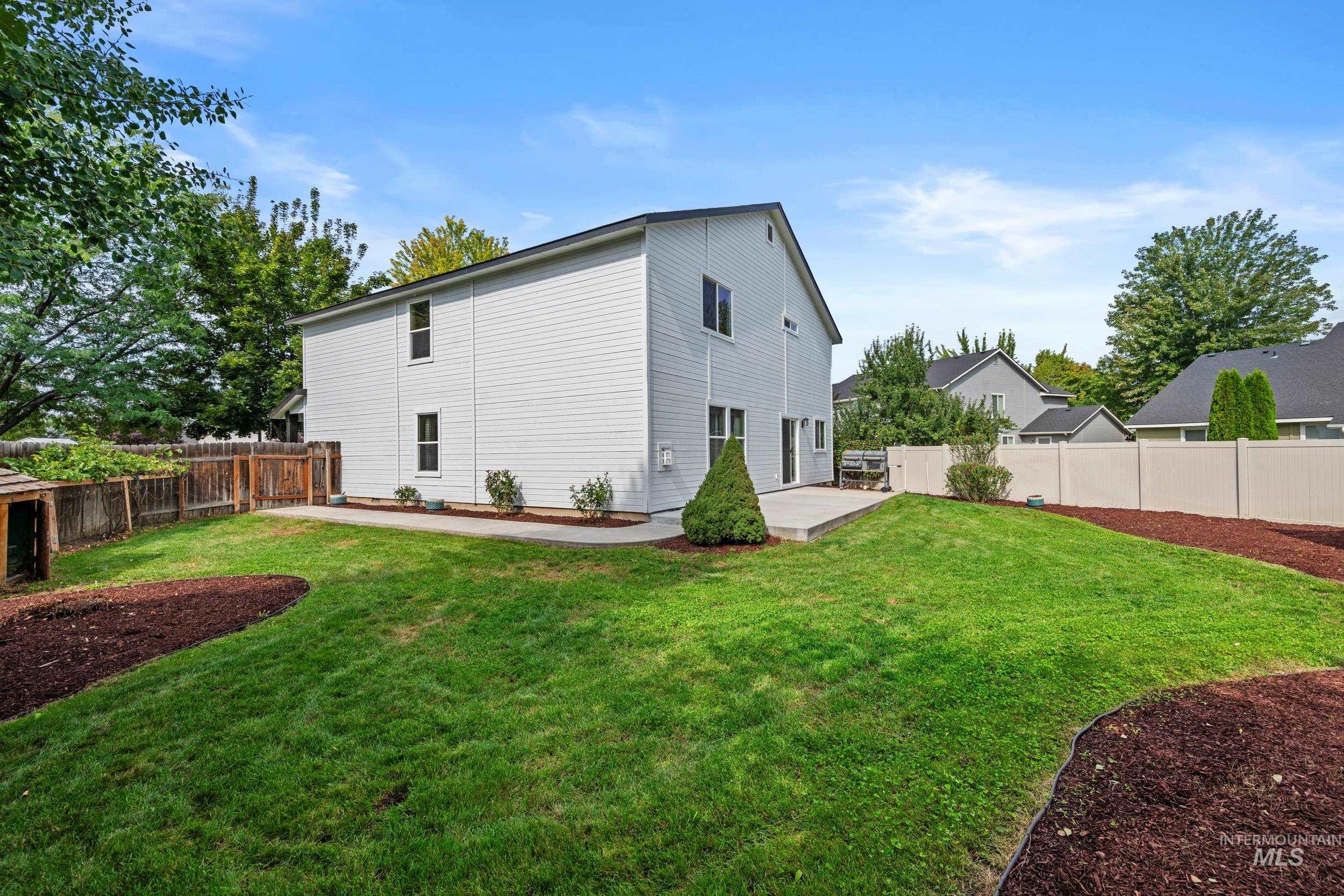 3902 S Leaning Tower Pl