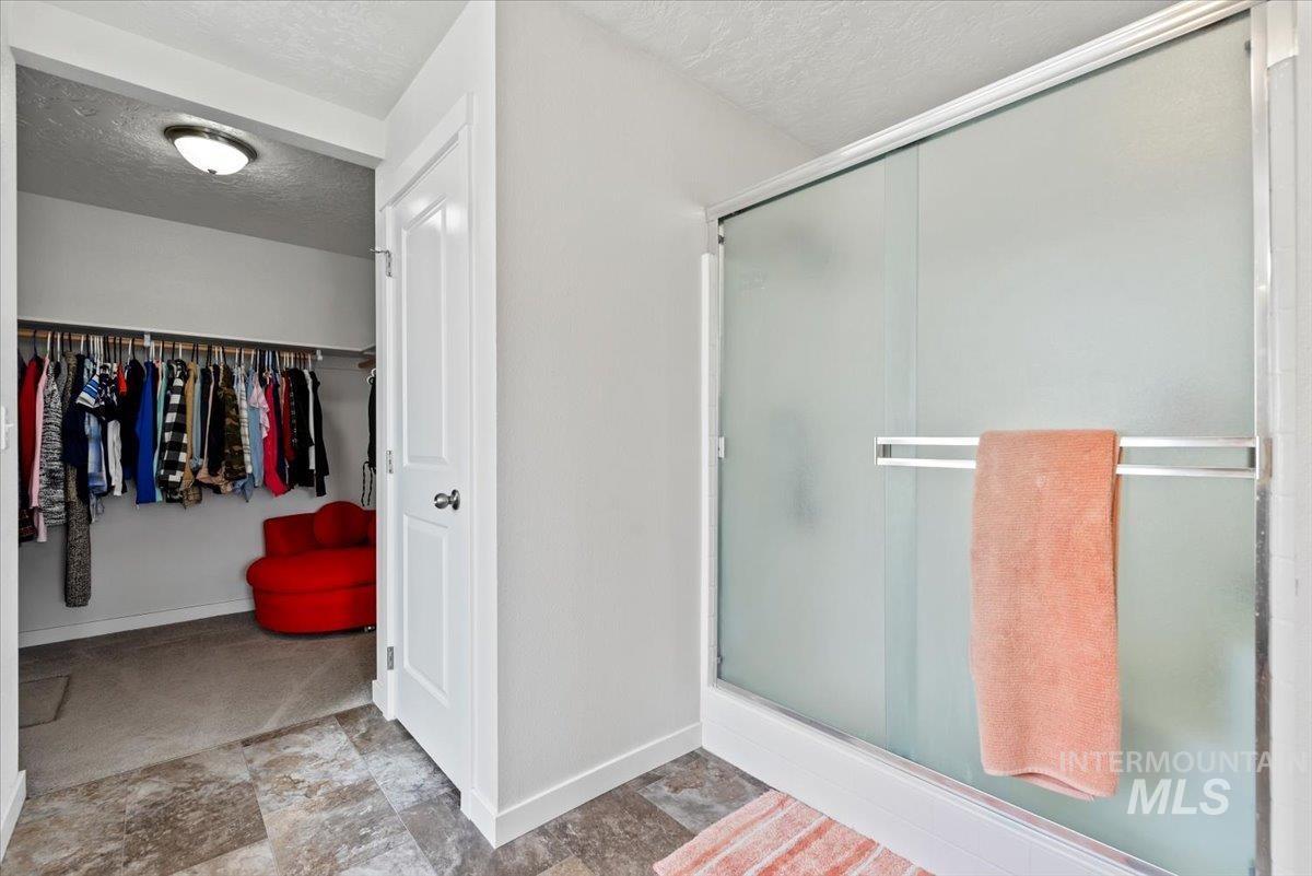 3410 S Ridge Hill Ave