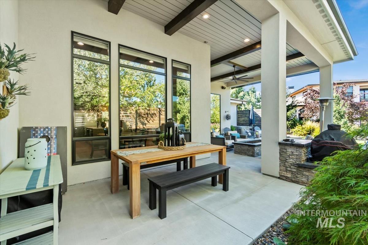 968 W Water Vista St