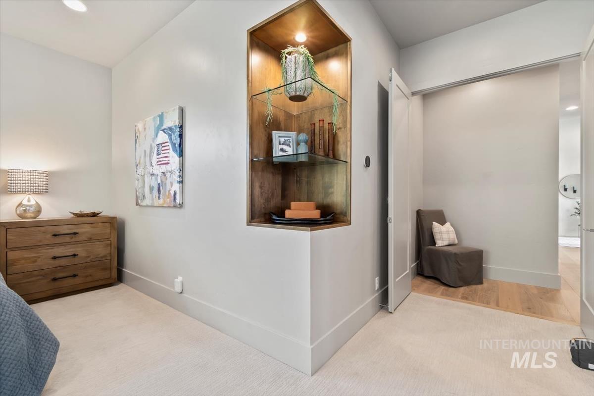 968 W Water Vista St