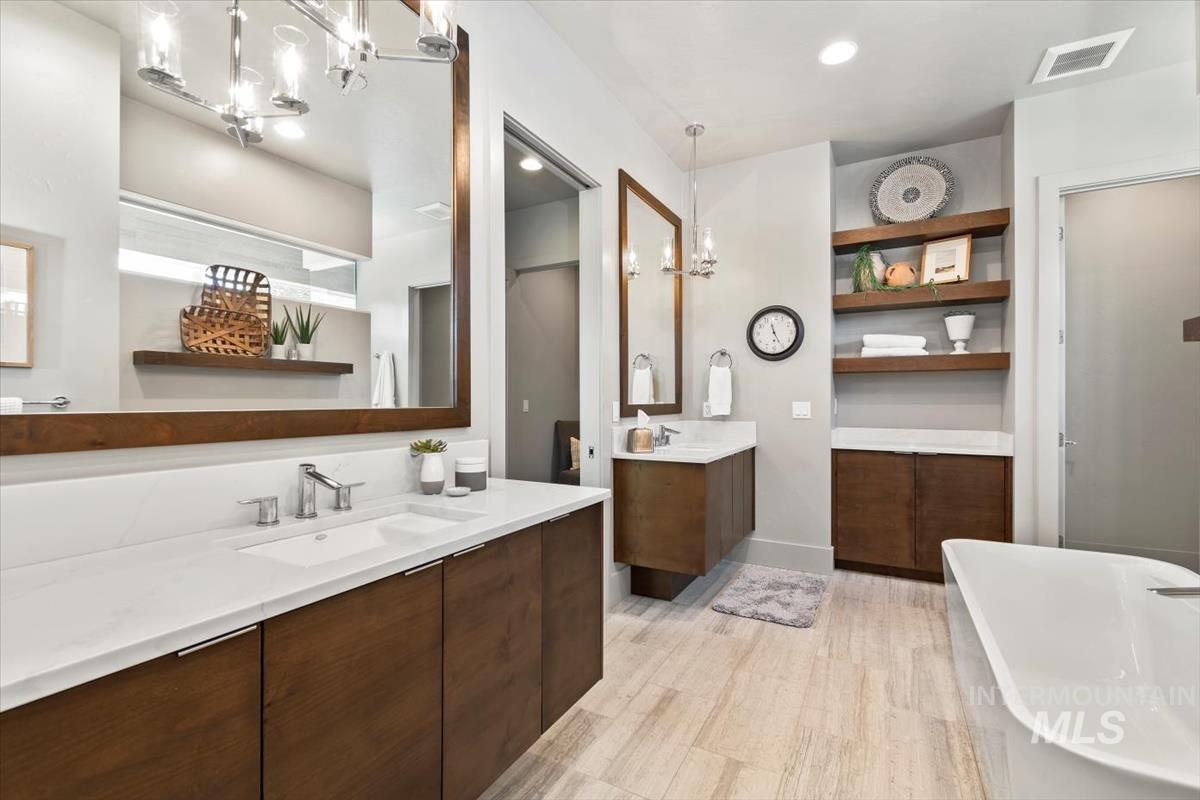 968 W Water Vista St