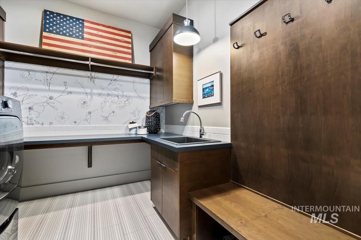 968 W Water Vista St