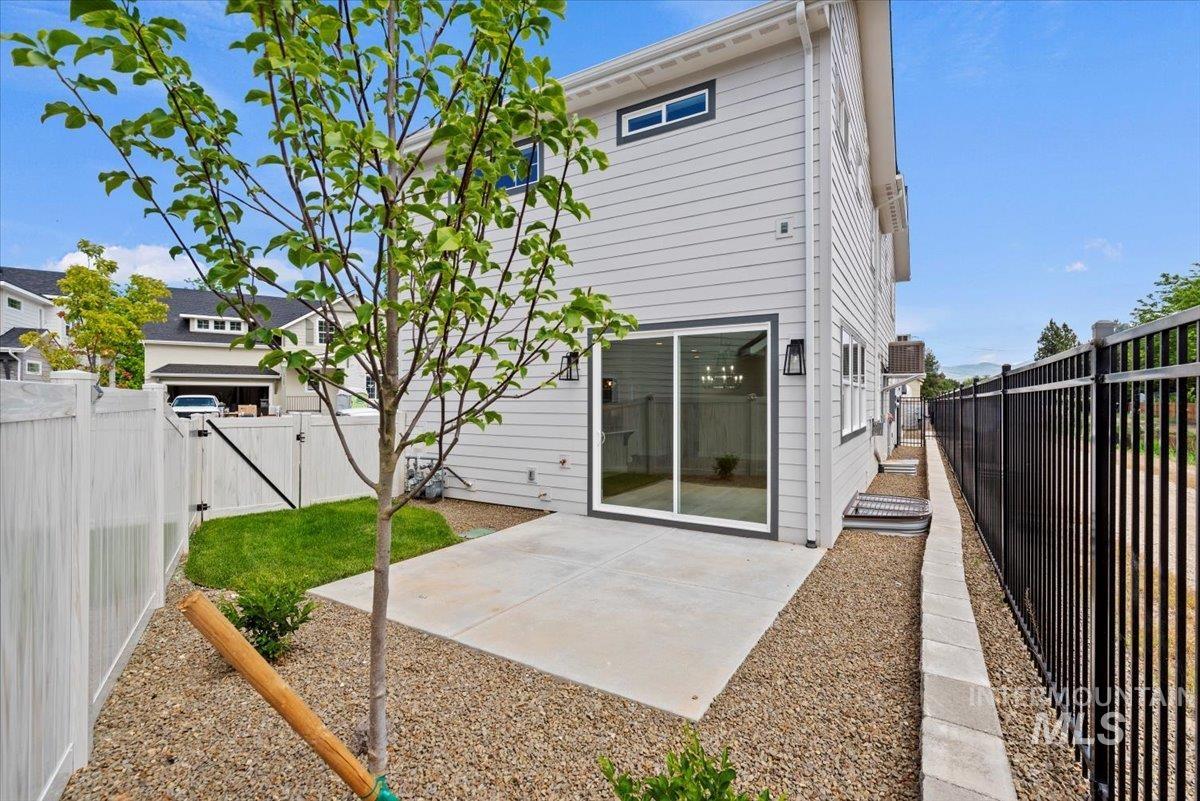 10061 W Mcmillan And 10063 W. Mcmillan