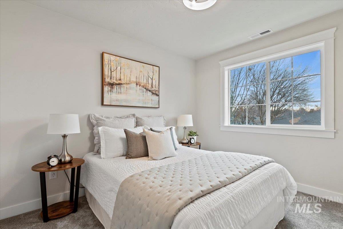 10061 W Mcmillan & 10063 Mcmillan (Adu)