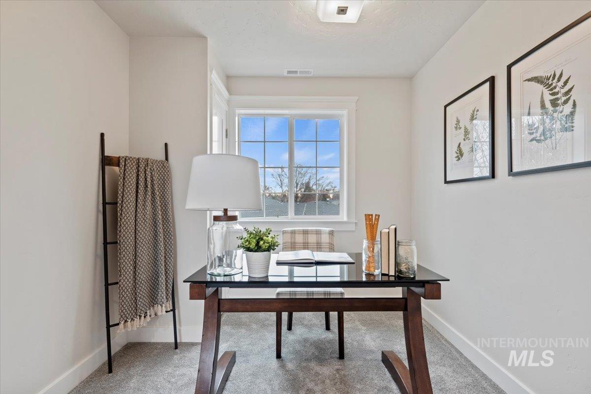 10061 W Mcmillan & 10063 Mcmillan (Adu)