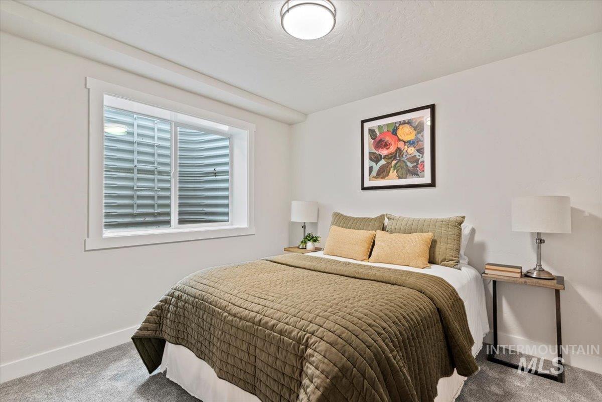 10061 W Mcmillan & 10063 Mcmillan (Adu)