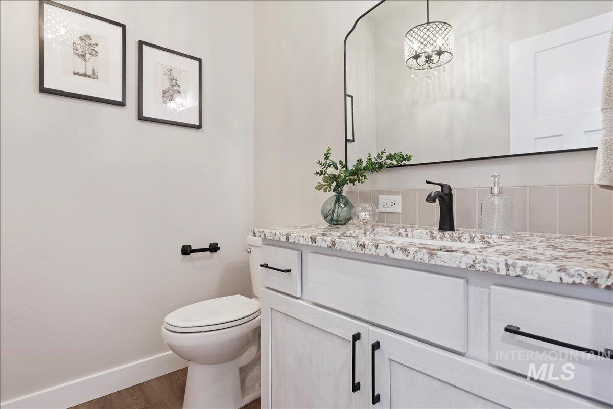 10093 W Mcmillan & 10095 Mcmillan (Adu)