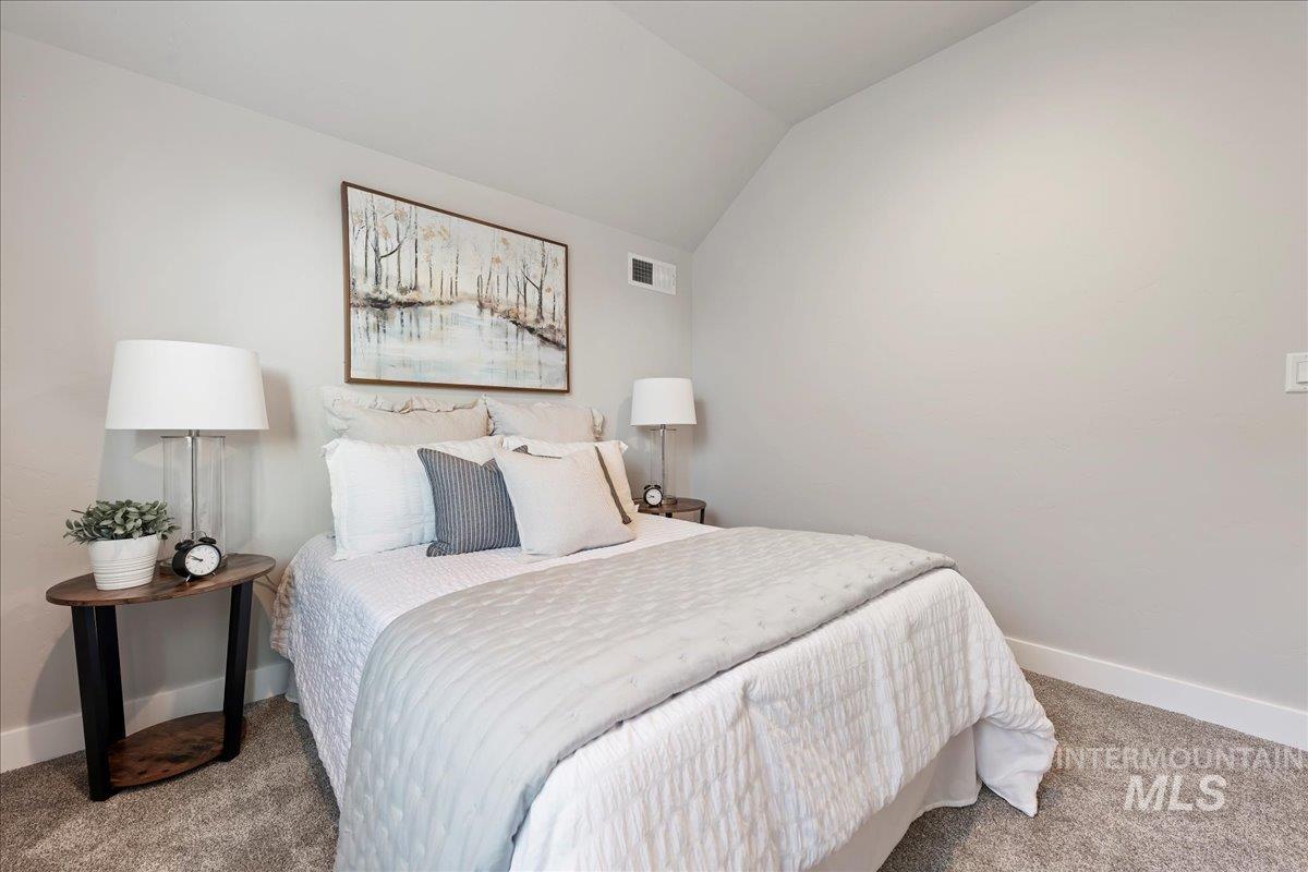 10093 W Mcmillan & 10095 Mcmillan (Adu)