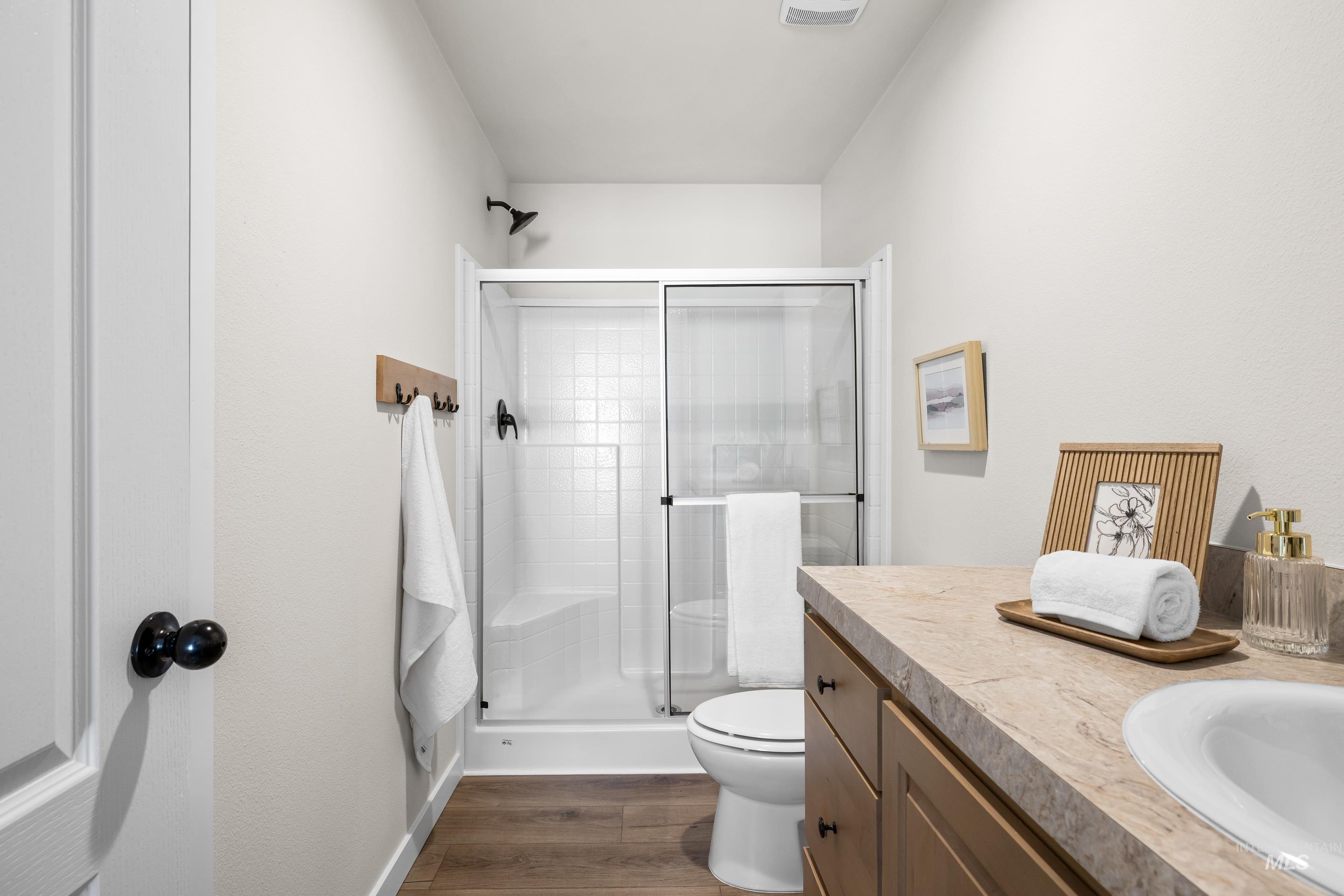 208 E 44th Unit: 22
