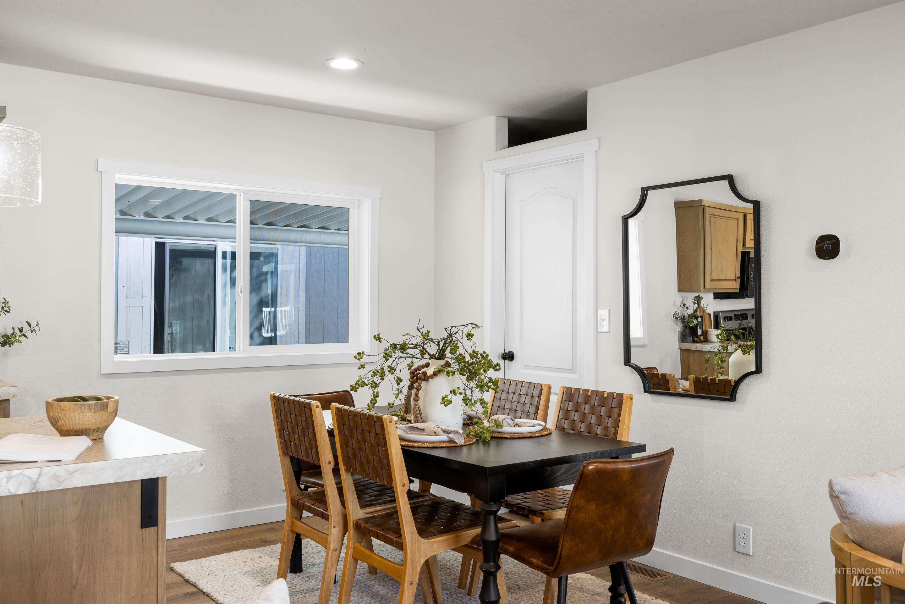 208 E 44th Unit: 22