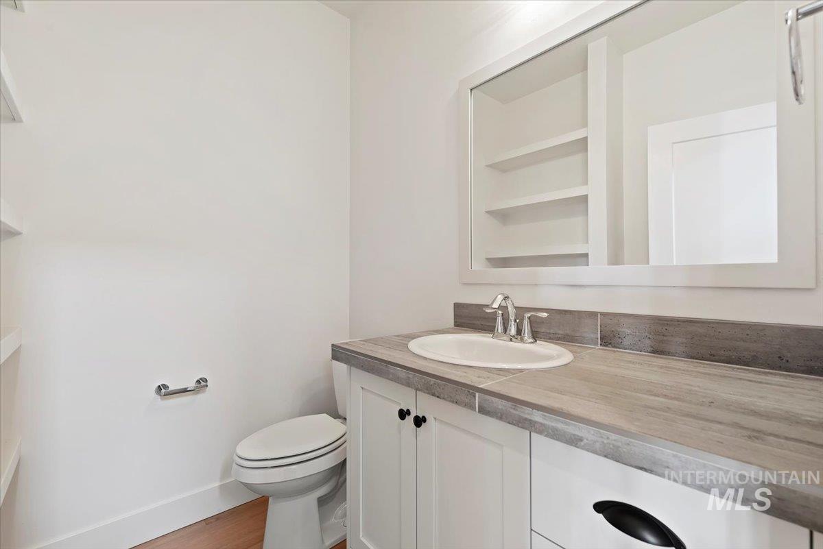 1695 N Black Forest Way