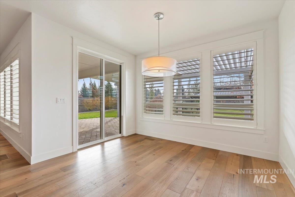 1695 N Black Forest Way