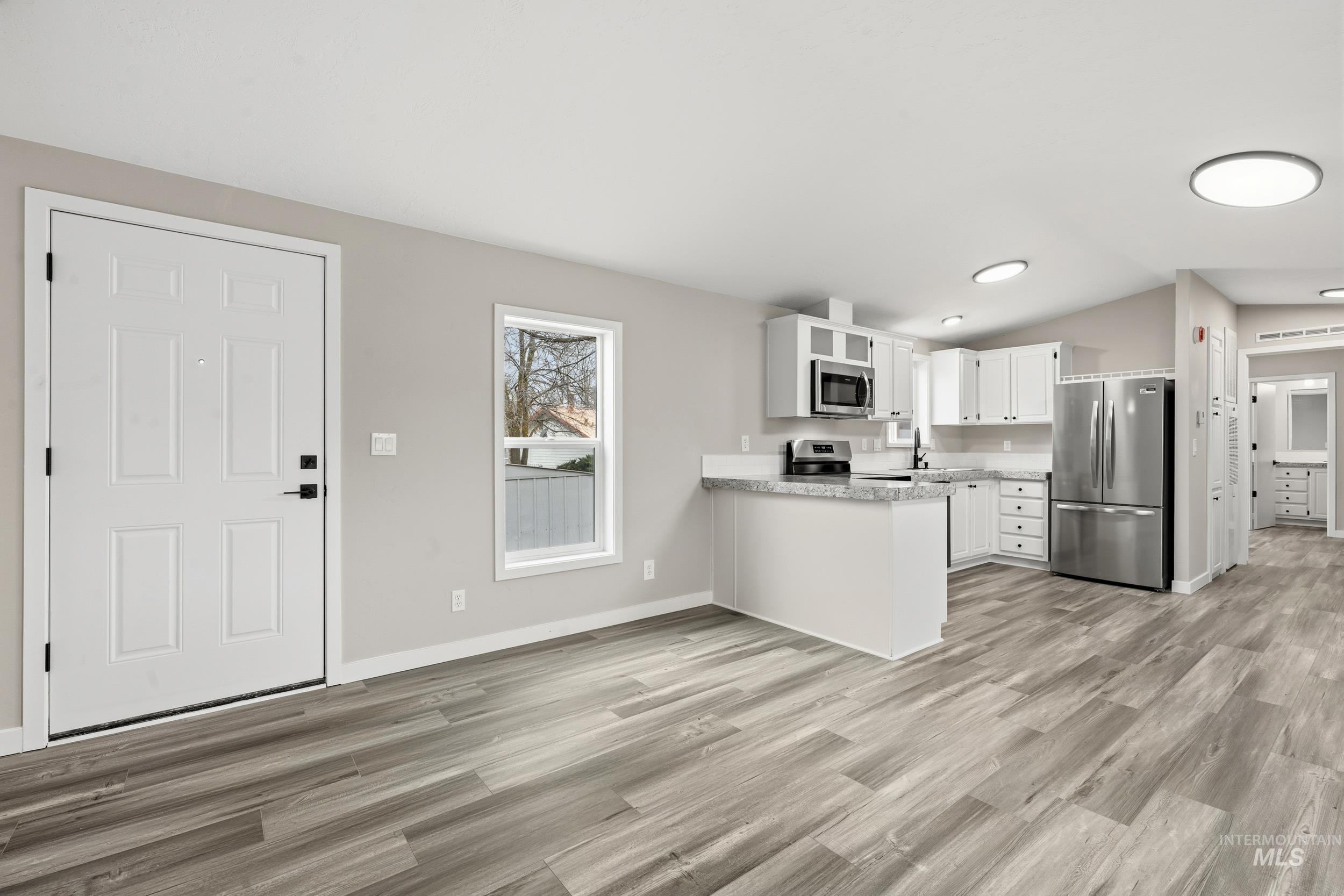 2973 S Elmcrest Lane