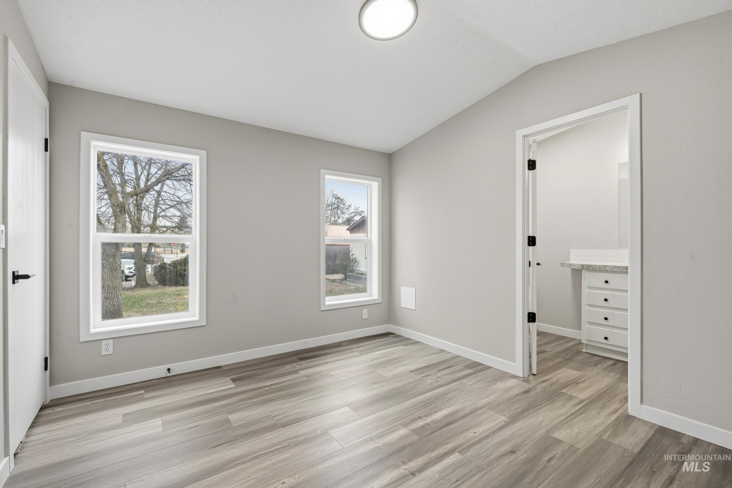 2973 S Elmcrest Lane