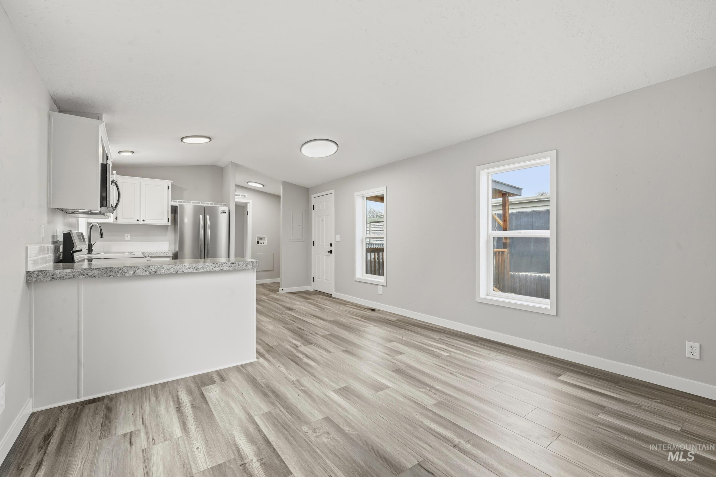 2973 S Elmcrest Lane