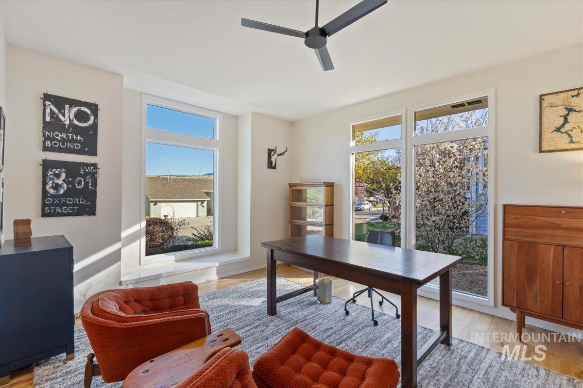 1107 E Hearthstone Dr.