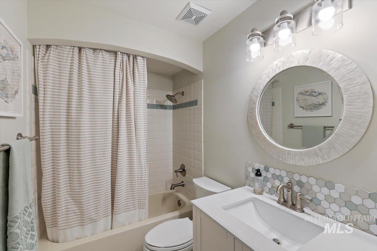 1107 E Hearthstone Dr.