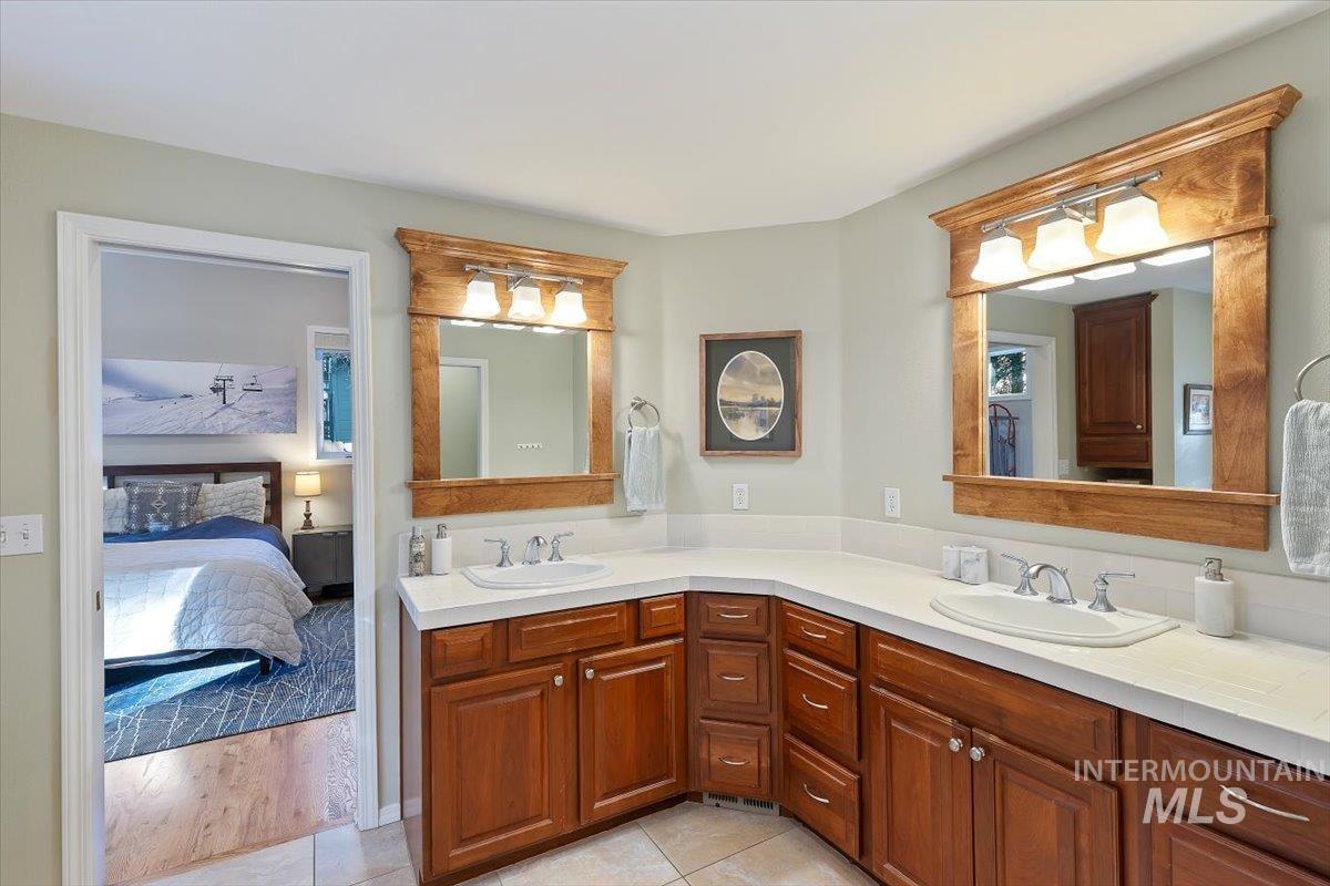 1107 E Hearthstone Dr.