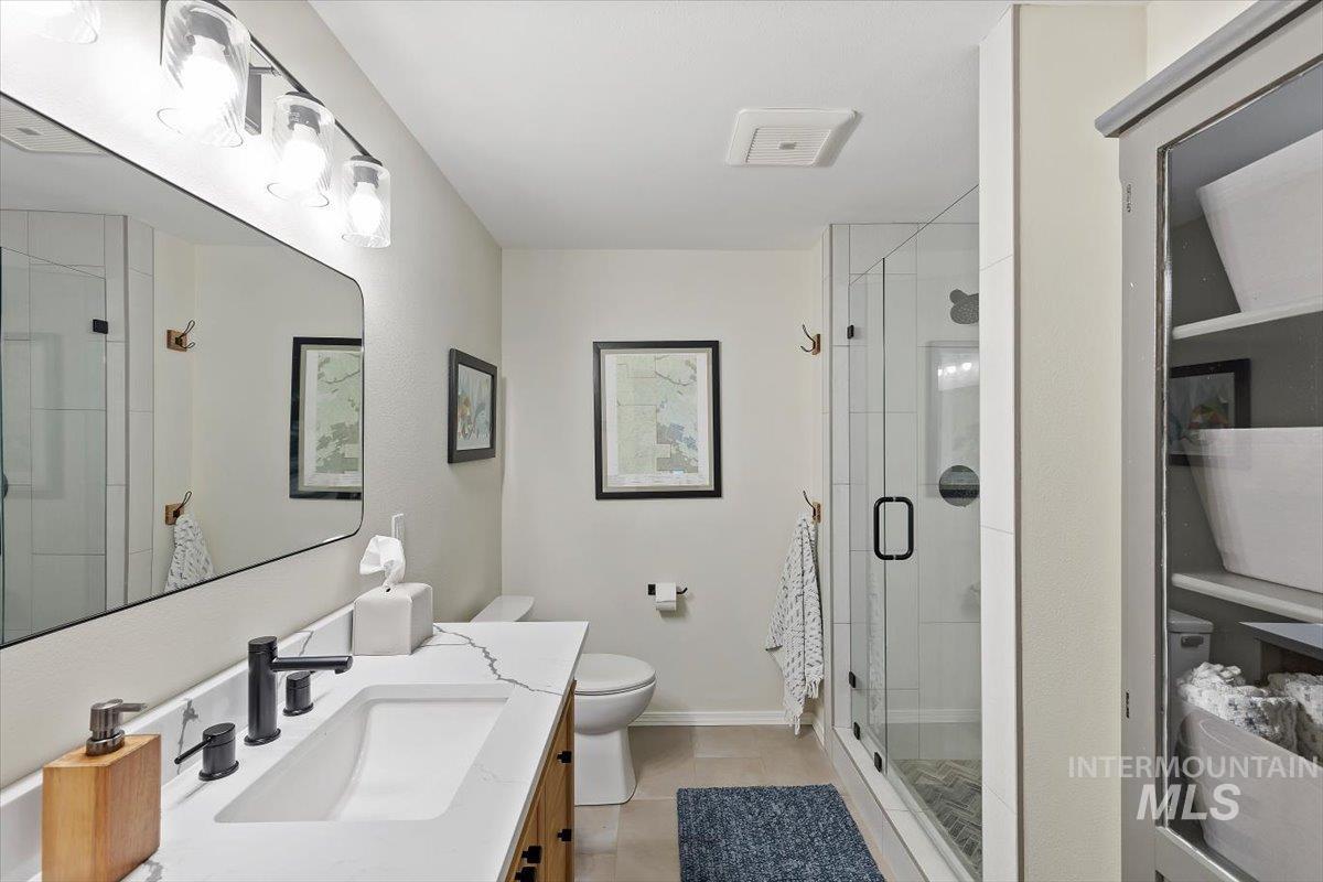 1107 E Hearthstone Dr.