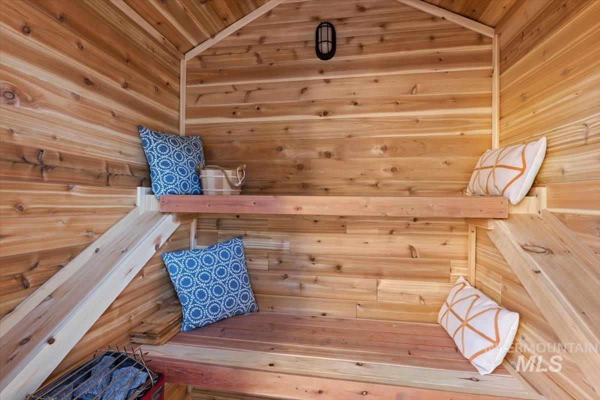 1107 E Hearthstone Dr.