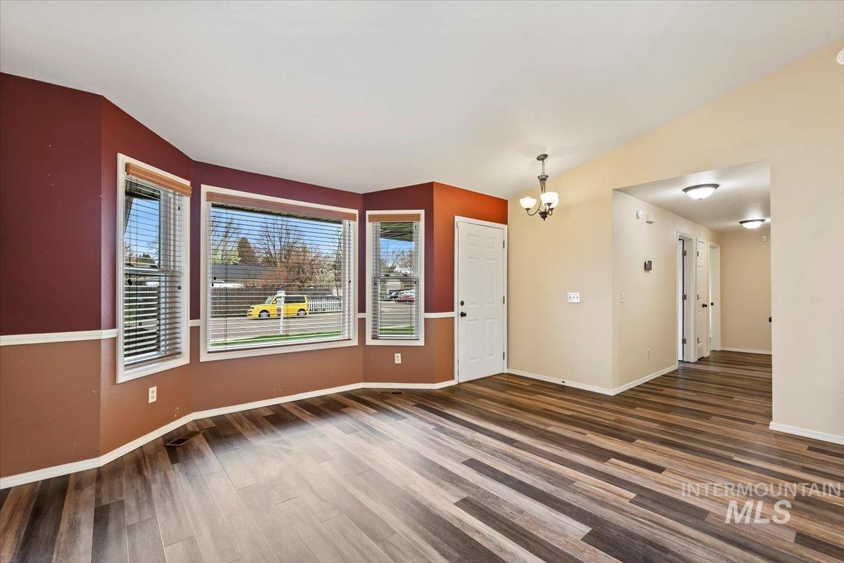 4844 N Johns Landing Way