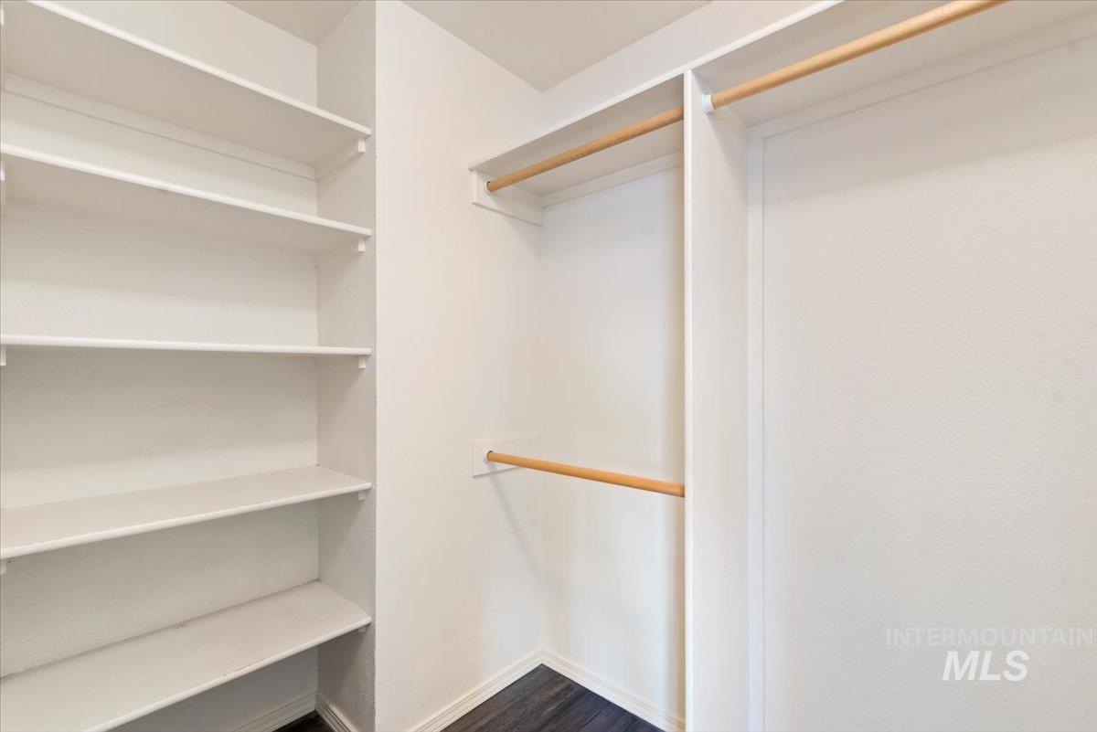 4844 N Johns Landing Way