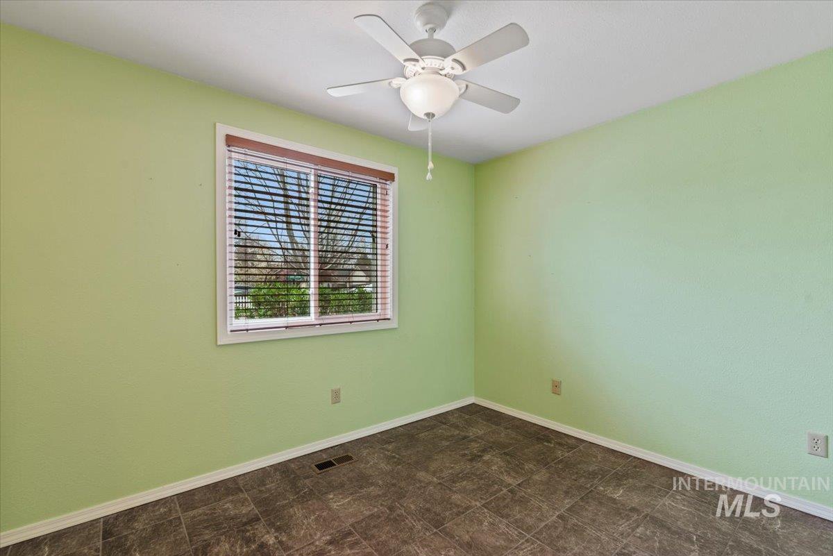 4844 N Johns Landing Way