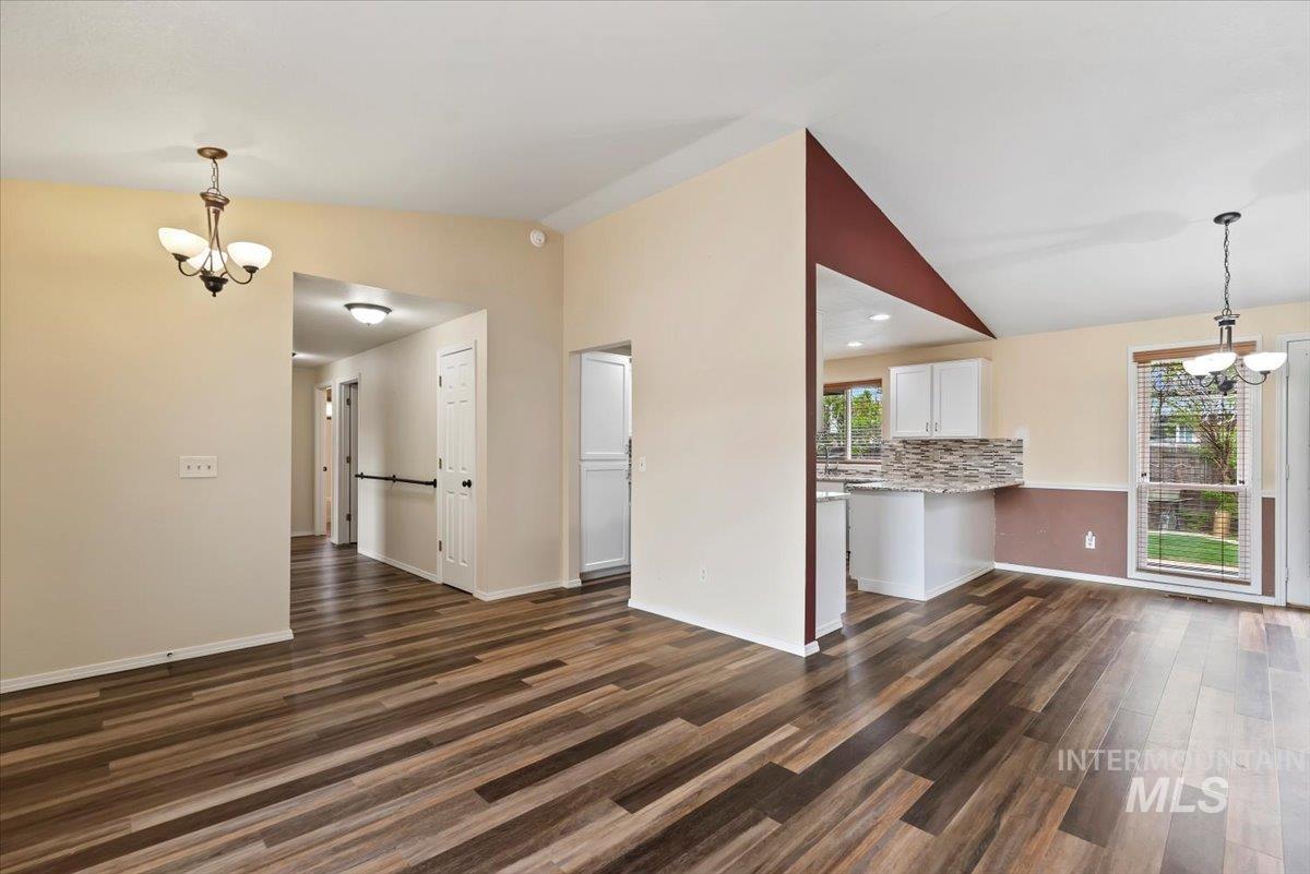 4844 N Johns Landing Way